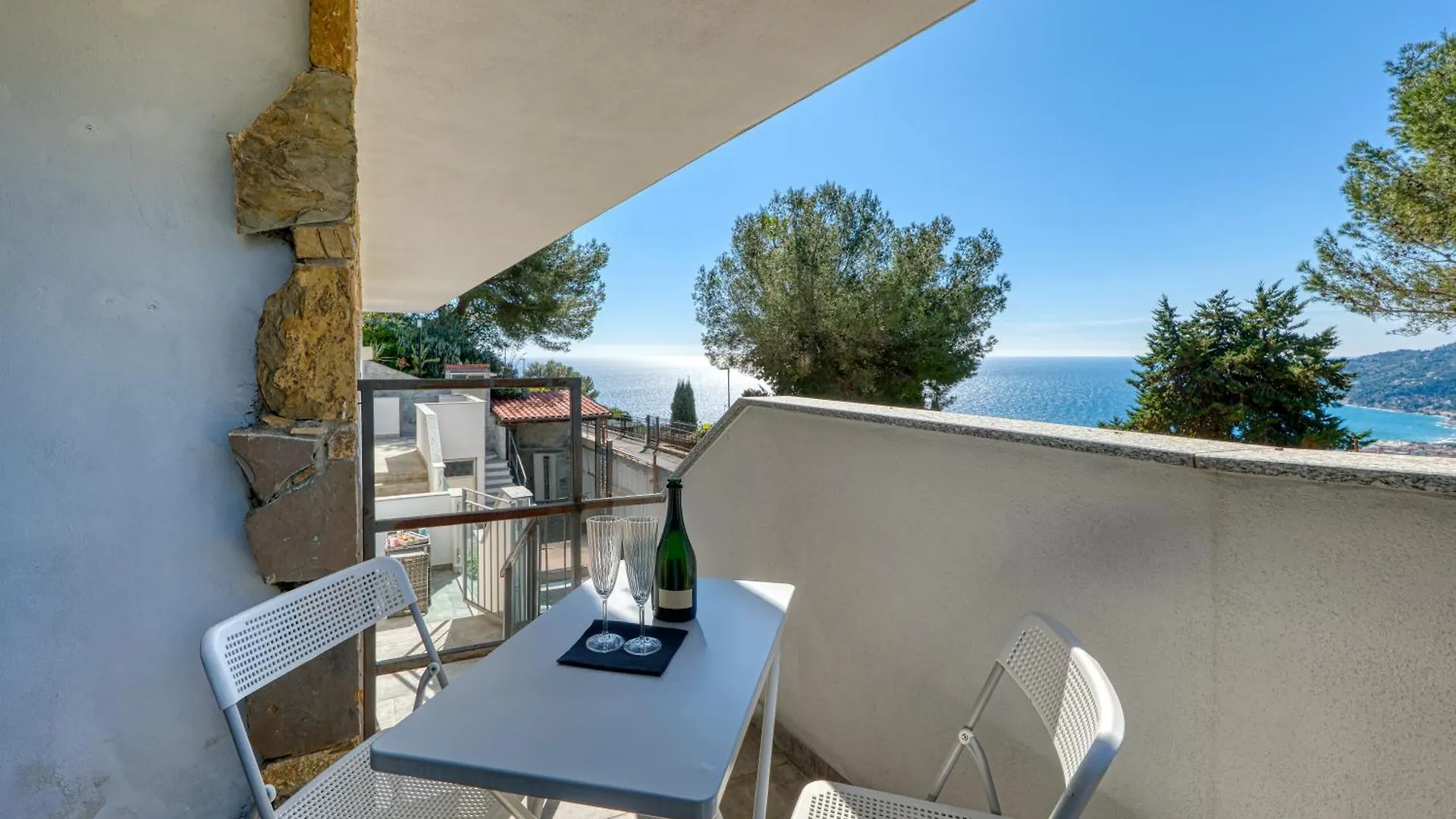 Miramare Lux Sea View Apartments Marina dʼMarina dʼAndora