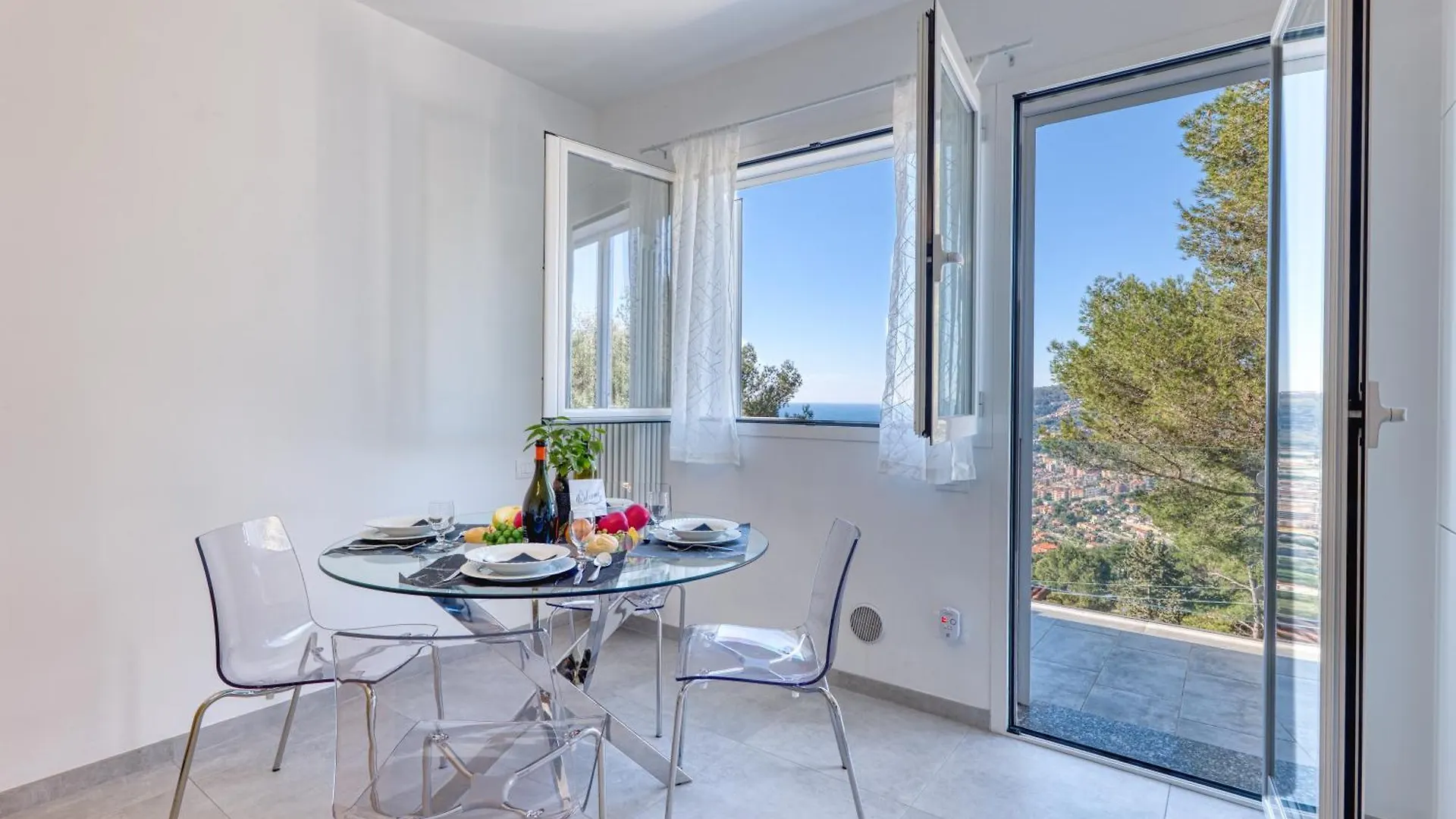 Miramare Lux Sea View Apartments Marina dʼMarina dʼAndora إيطاليا