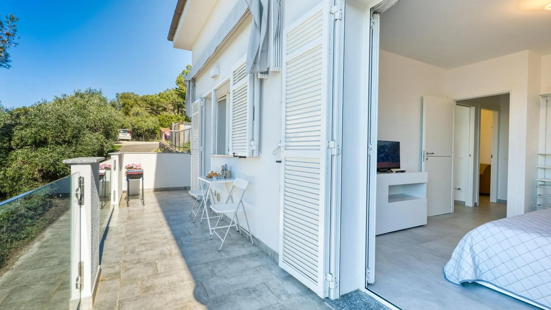 Miramare Lux Sea View Apartments Marina dʼMarina dʼAndora إيطاليا